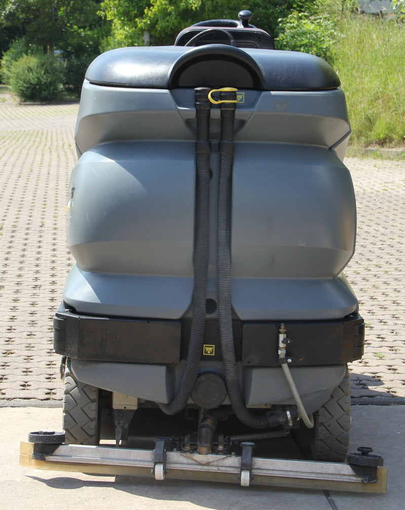 Kärcher B 250 R Aufsitz Scheuersaugmaschine 250 Liter 1.480-230.2 *Gebrauchtgerät